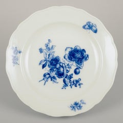 Meissen, Germany. Six dinner plates in porcelain. 1920s/30s