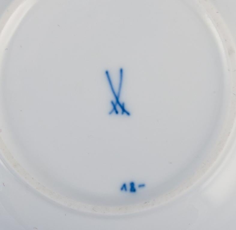 Meissen, Alemania, seis pares de tazas de café con platillos, motivo Cebolla Azul en venta 1