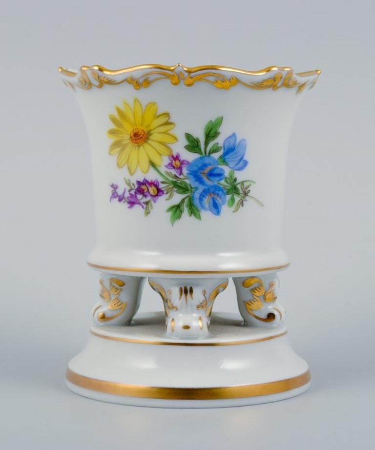 Meissen, Germany, Small Vase on Four Feet Hand Painted with Floral Motif In Excellent Condition For Sale In Copenhagen, DK