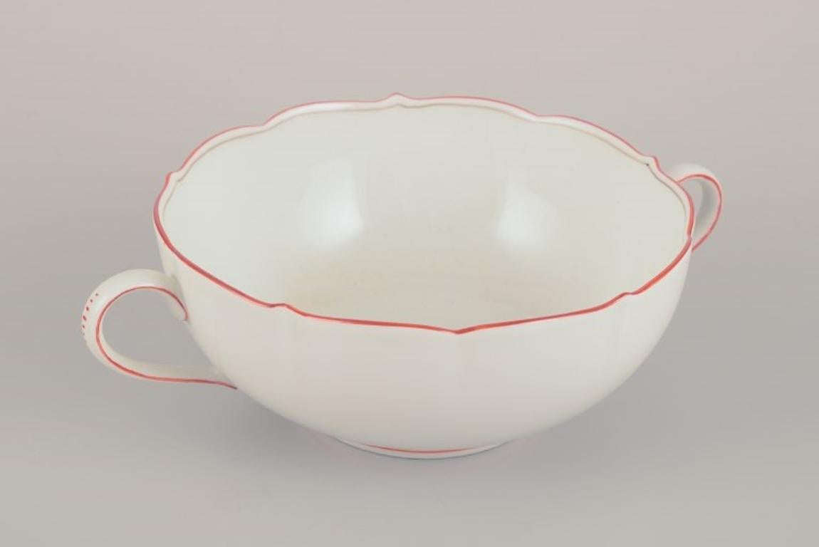 Meissen, Alemania. Taza de té y taza de caldo con platillos de porcelana. Alemán en venta