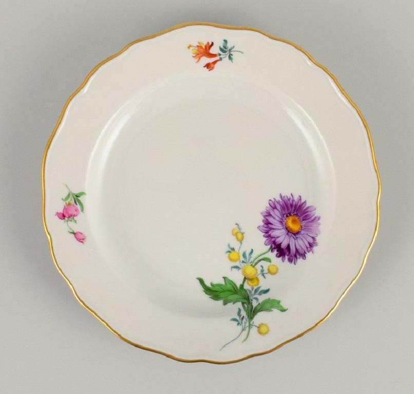 Hand-Painted Meissen, Germany, Three Plates Hand Painted with Flowers and Gold Decoration For Sale