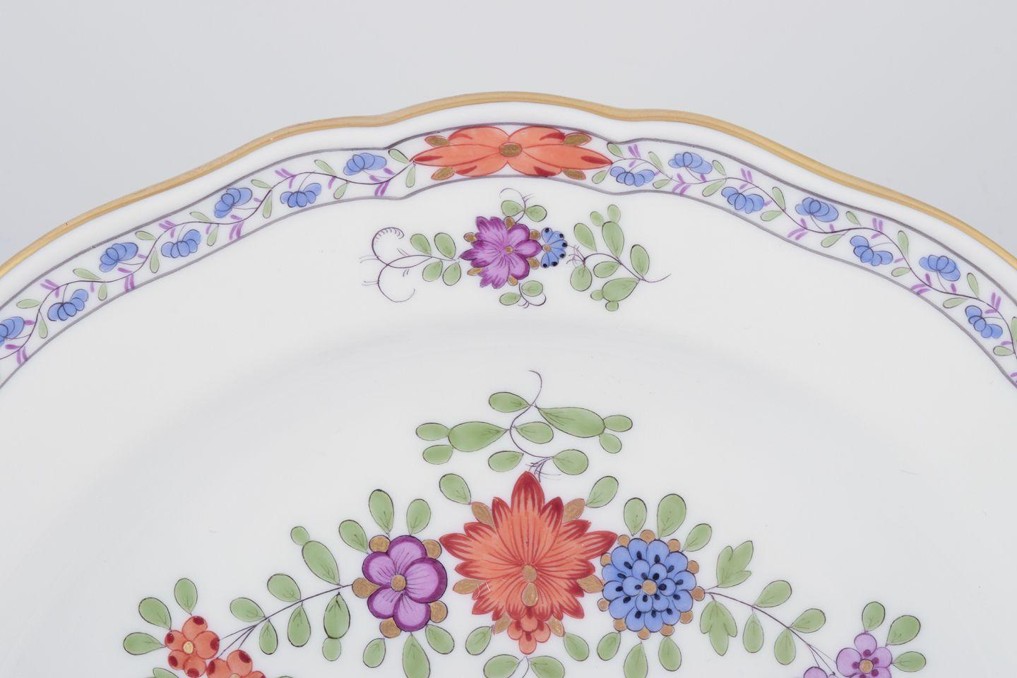 Meissen, Germany. Two ‘Kakiemon’ porcelain plates. In Excellent Condition For Sale In København, Copenhagen