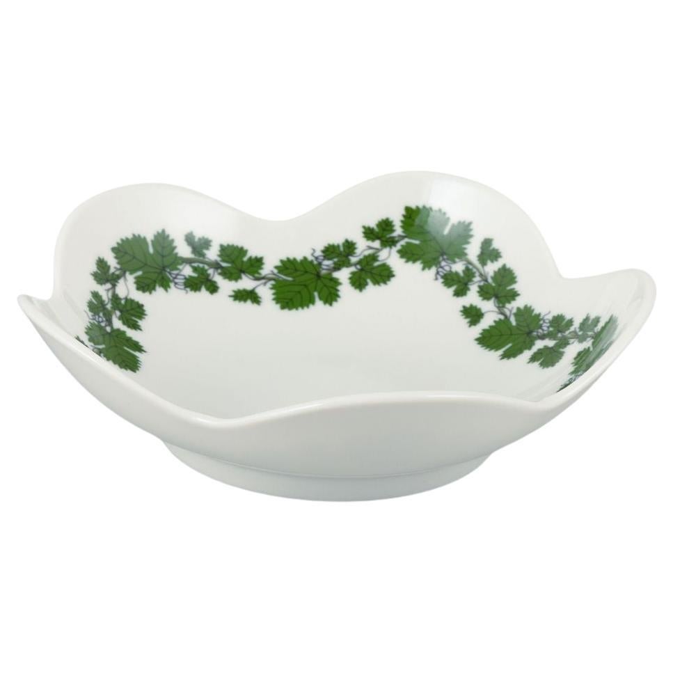 Meissen, Germany. Vine-Leaf Pattern. Porcelain bowl, dated 1992.