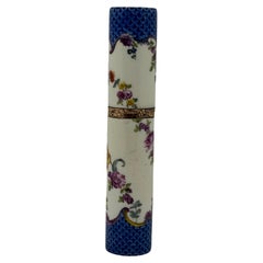Etui montado en metal dorado de Meissen / Estuche para pasamontañas, hacia 1755