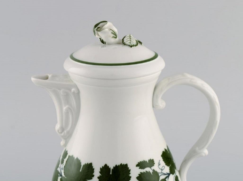Cafetera, azucarero y cremera de porcelana Meissen verde enredadera de hiedra Alemán en venta