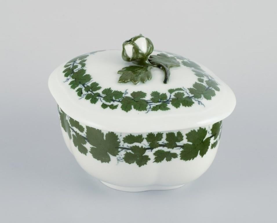 Hand-Painted Meissen Green Ivy Vine. Large sugar bowl and large creamer in porcelain. For Sale
