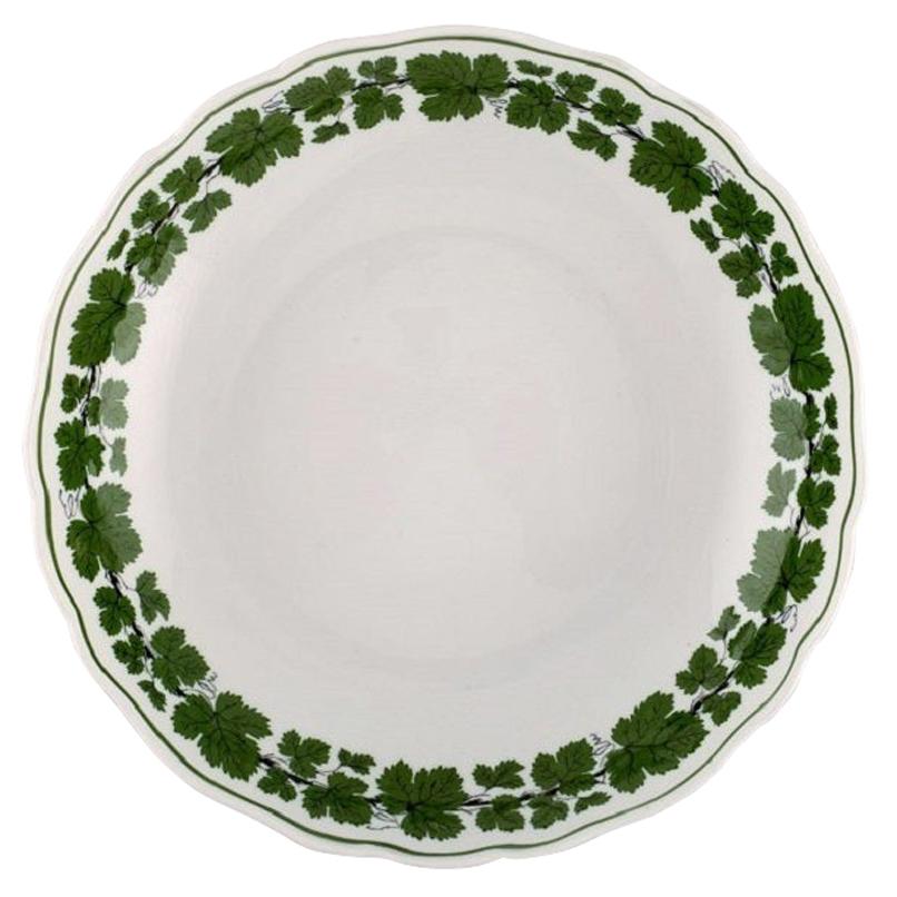Meissen Green Ivy Vine Leaf Bowl in Hand-Painted Porcelain, 1940s