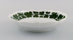 Meissen Green Ivy Vine Leaf Bowl in Hand-Painted Porcelain, 20th Century