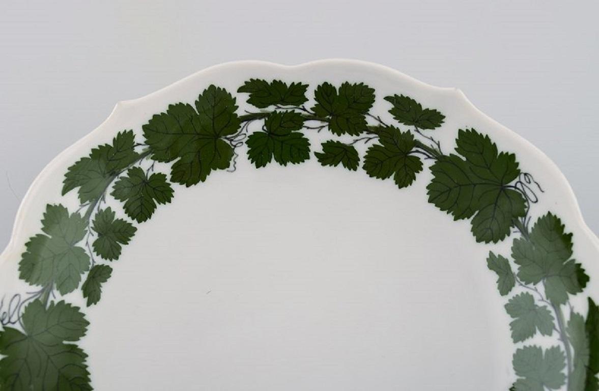German Meissen Green Ivy Vine Leaf Bowl in Hand-Painted Porcelain, 20th Century