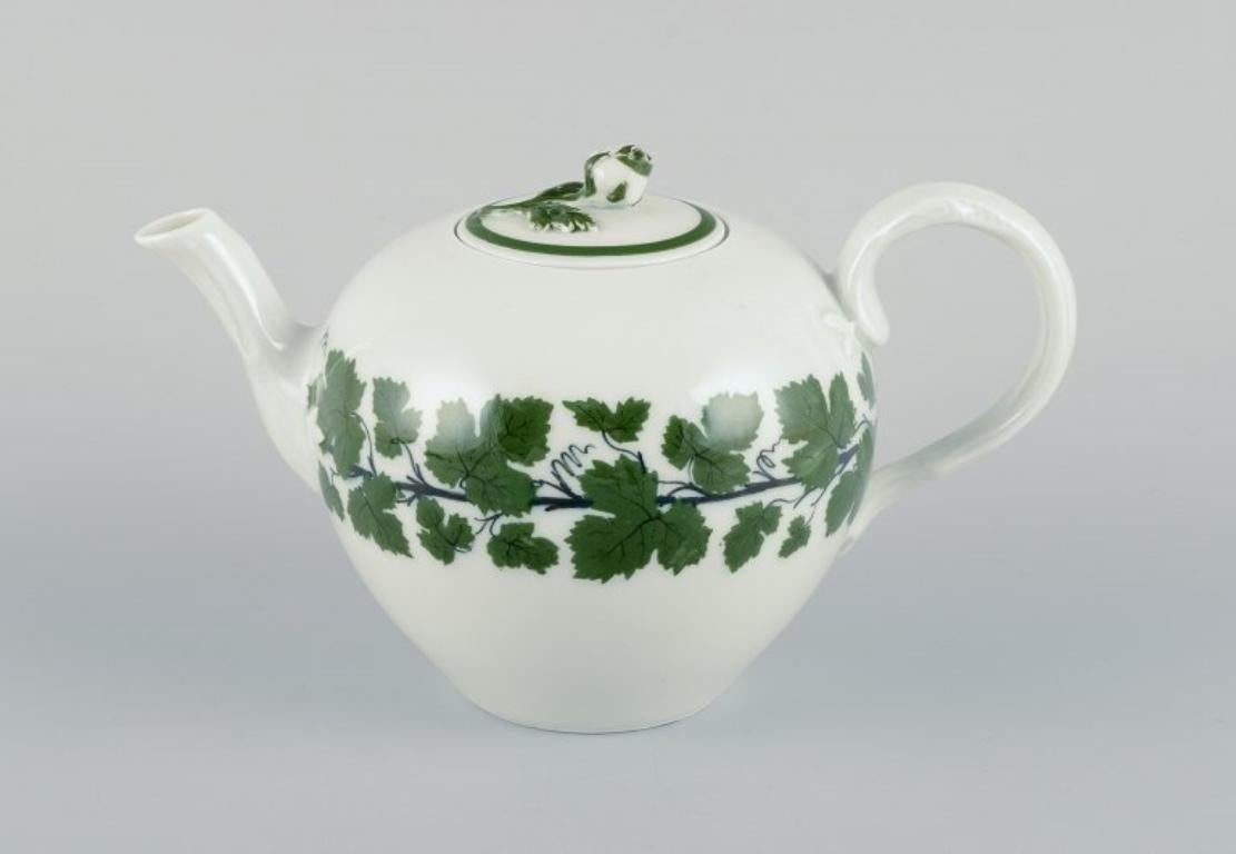 German Meissen Green Ivy Vine, small teapot with flower knob lid. 