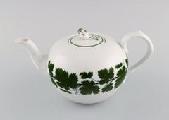 Meissen Green Ivy Vine Teapot in Hand-Painted Porcelain, 1940s