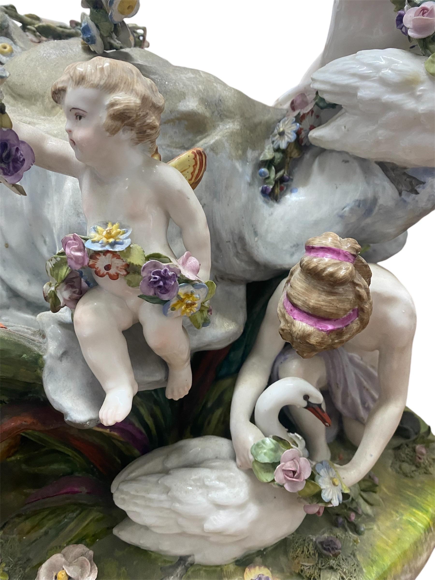 Sculpture en porcelaine du groupe Meissen Excellent état - En vente à Tel Aviv, IL