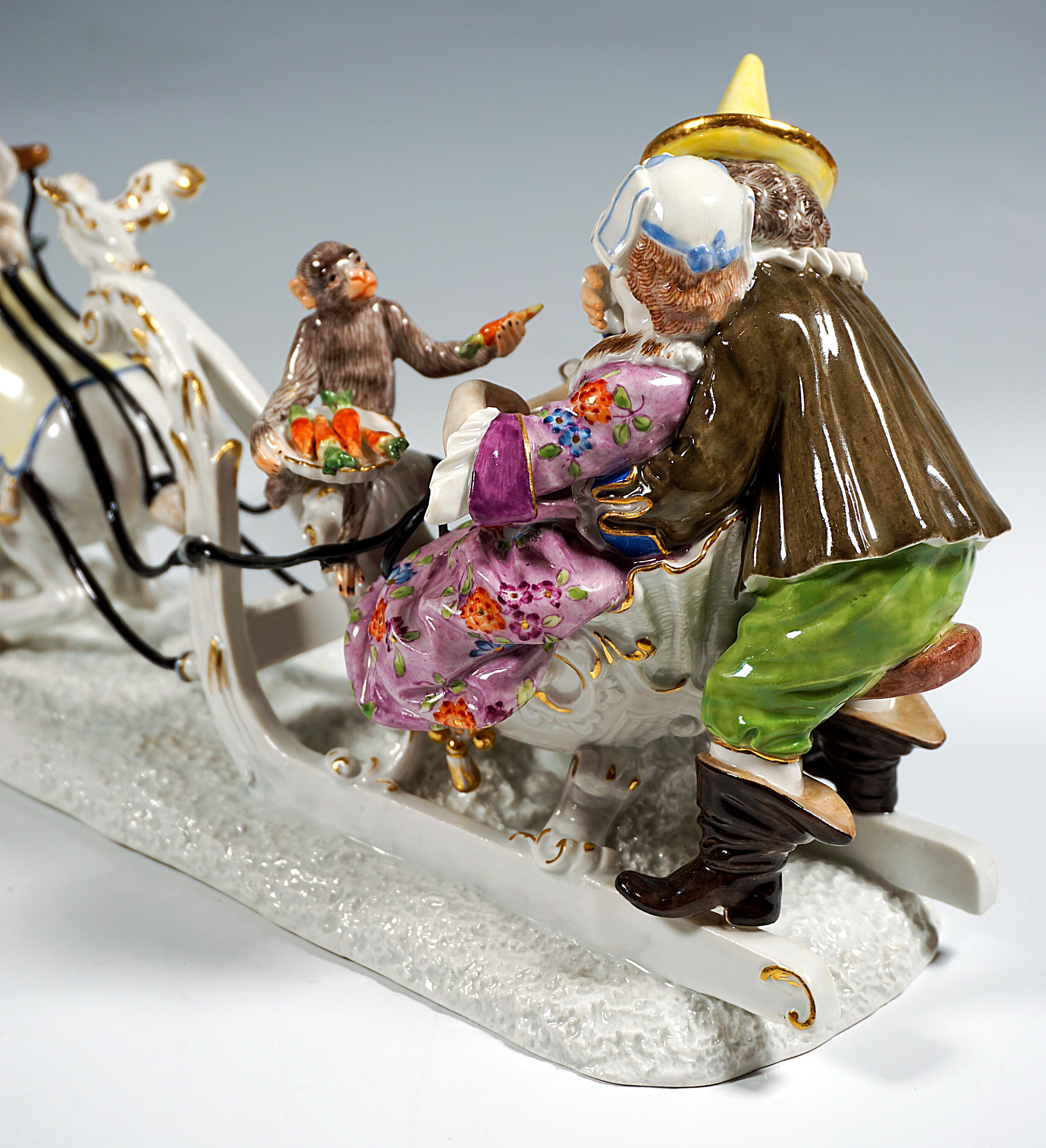 Meissen Group 'Sleigh Ride with the Court Jesters', by J.J. Kaendler, ca 1900 In Good Condition In Vienna, AT