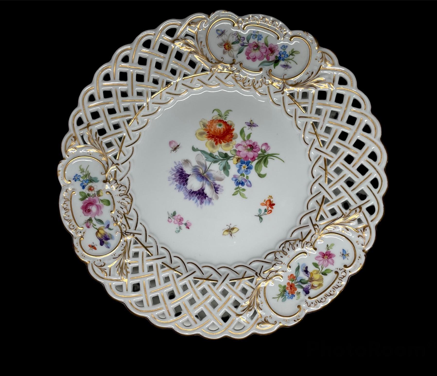 Rococo Meissen Hand Painted Porcelain Set of Six Cabinet Plates