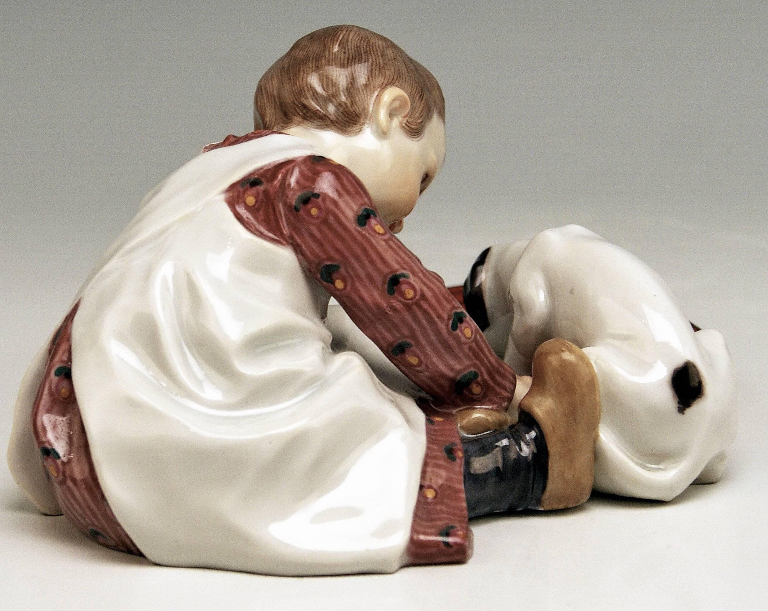 Art Nouveau Meissen Hentschel Child Boy Figurine with Drinking Dog Model W 123, circa 1905