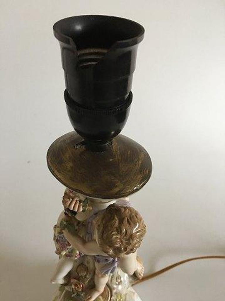 Meissen Lamp with Figurines In Good Condition For Sale In Copenhagen, DK