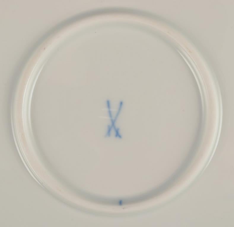 Inizio XX secolo Meissen, grande piatto da portata rotondo 