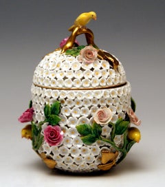 Meissen Lidded Cup with Snowball Pattern and Handle Made circa 1850