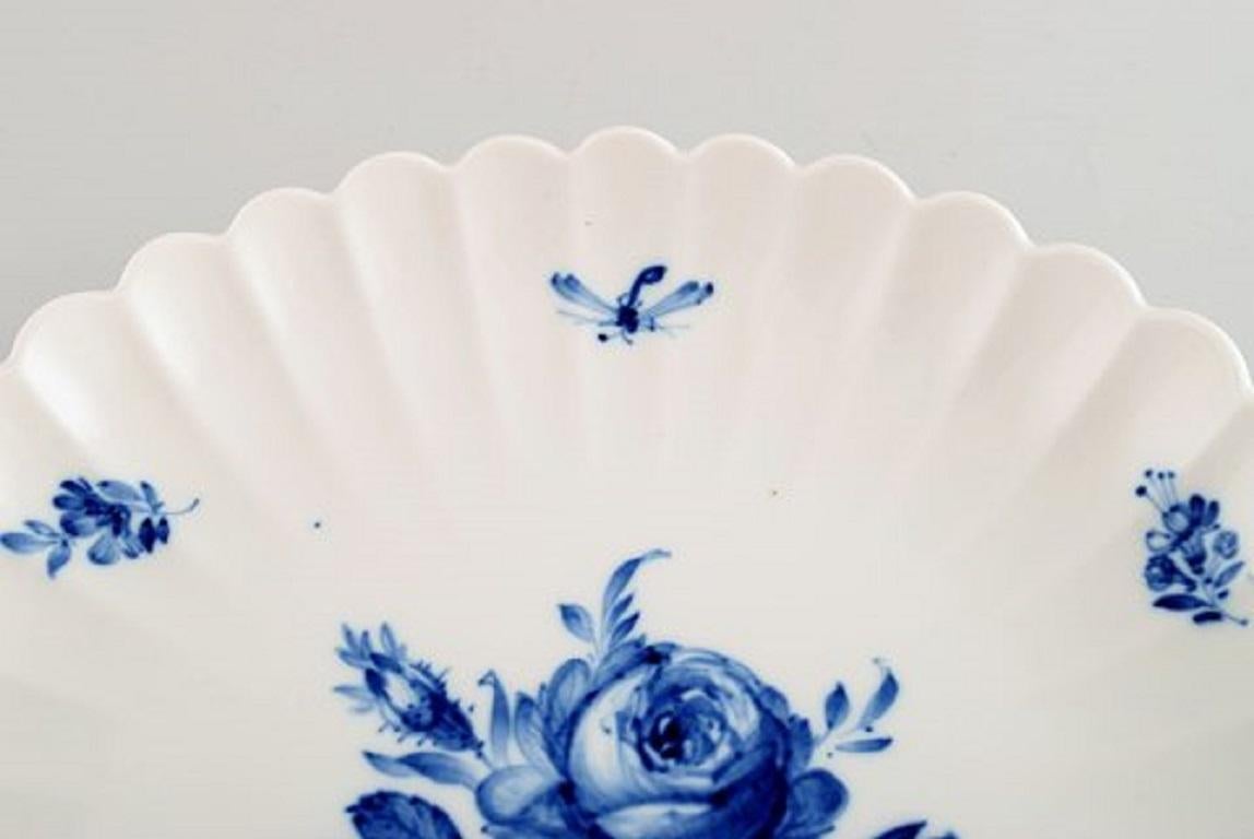 Meissen Low Fluted Porcelain Bowl, circa 1920 In Excellent Condition In København, Copenhagen