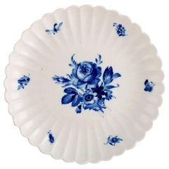 Meissen Low Fluted Porcelain Bowl, circa 1920