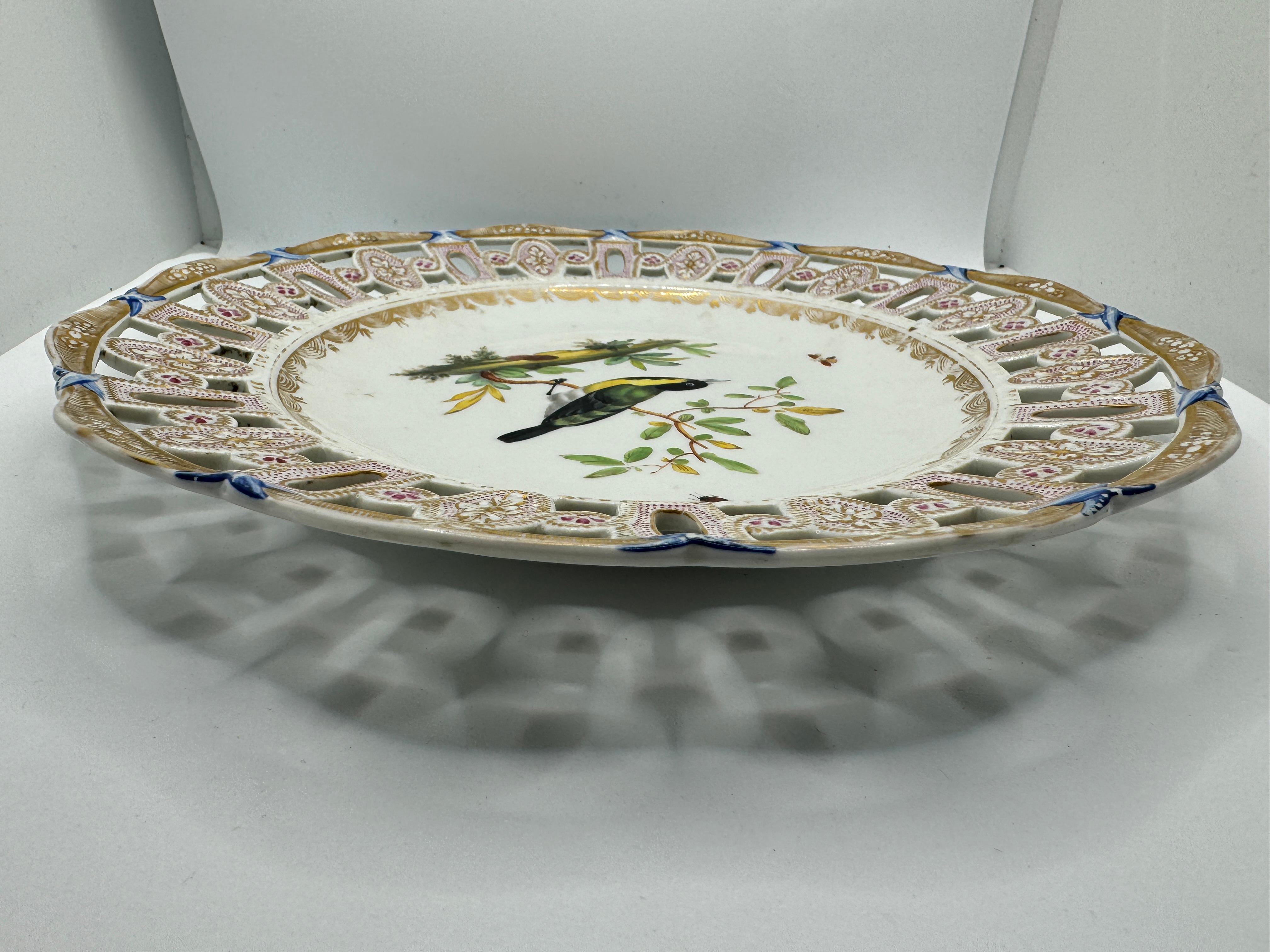 Meissen Marcolini Reticulated Plate with Bird and Insect Decoration en vente 2