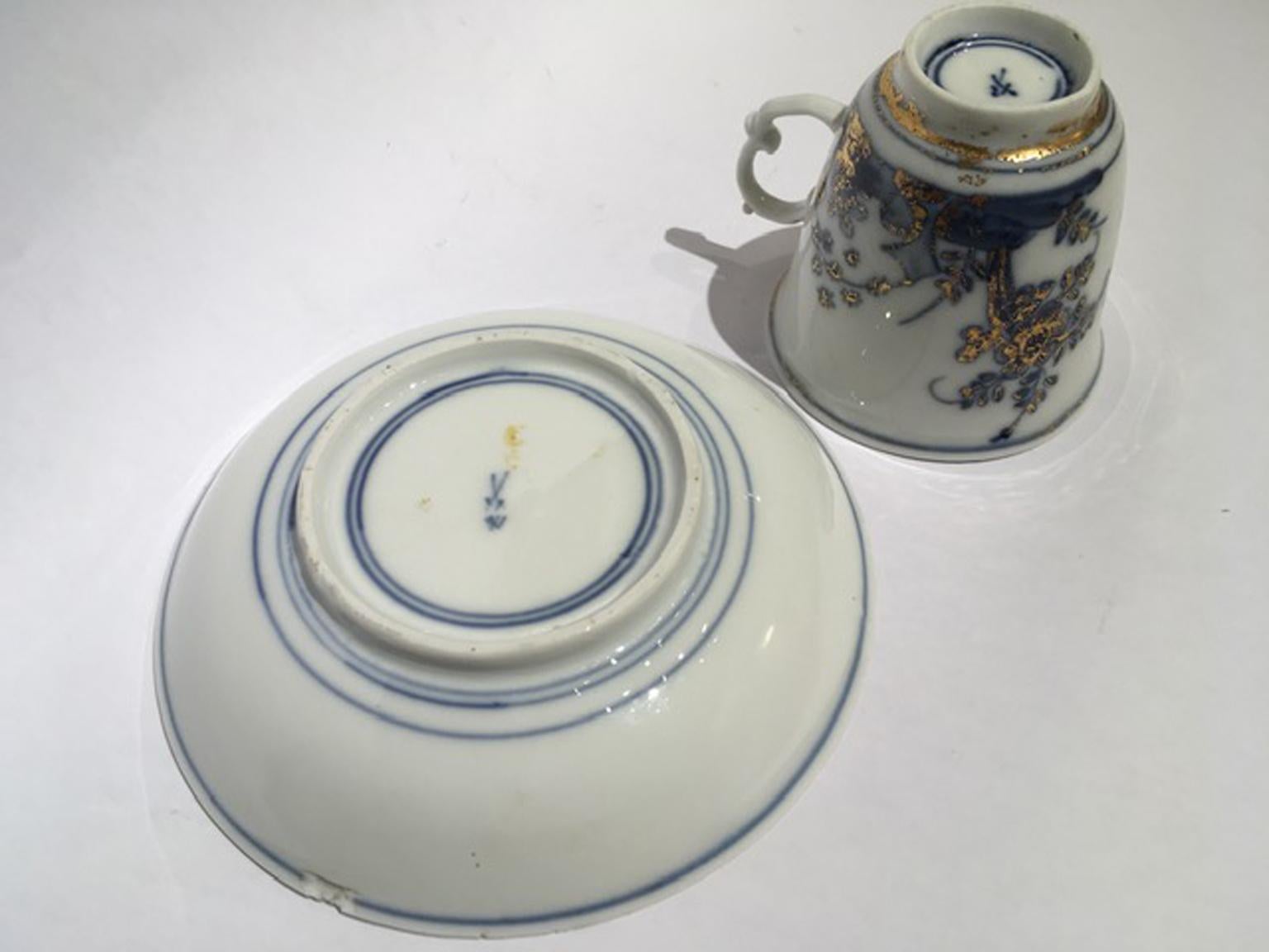 Meissen Mid-18th Century Porcelain Cup with Dish White Blue and Gold For Sale 4