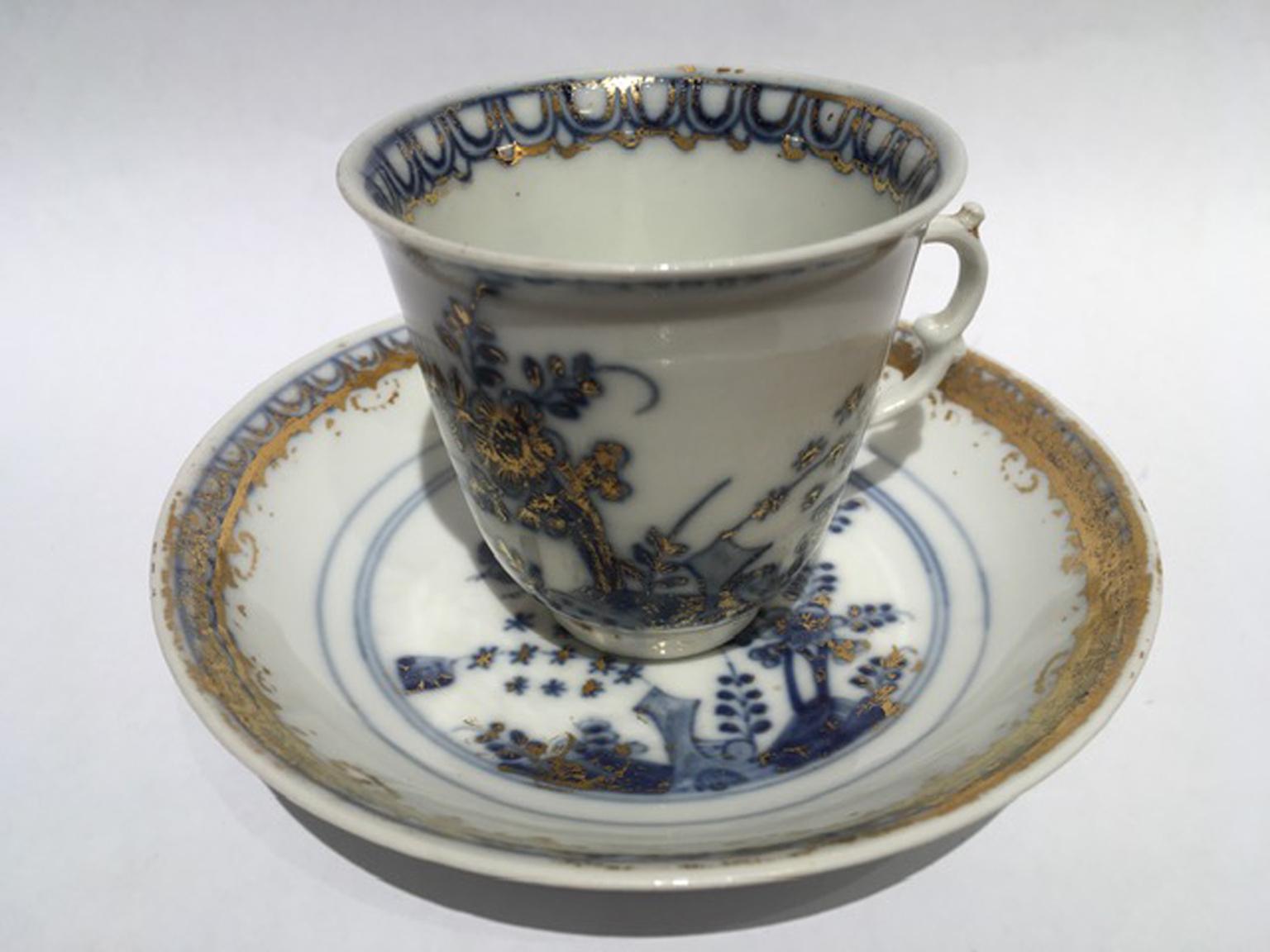 Meissen Mid-18th Century Porcelain Cup with Dish White Blue and Gold For Sale 8