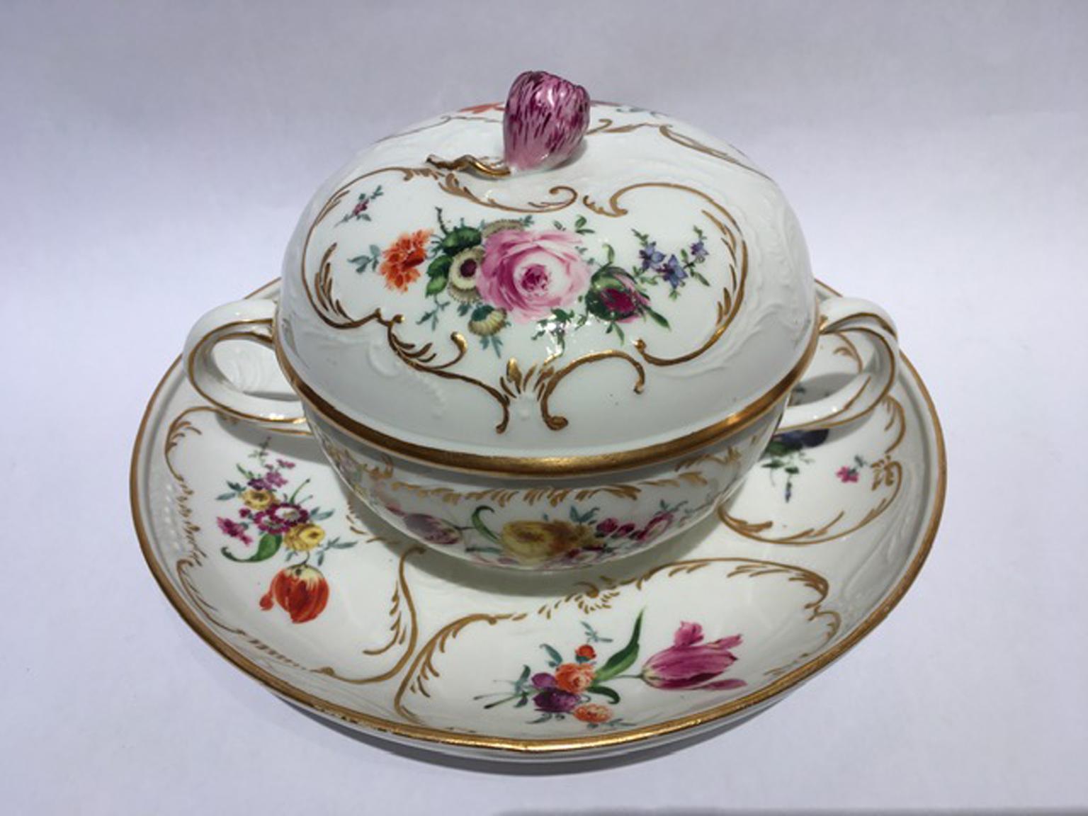 Austrian Meissen Mid-19thCentury Golden Porcelain Covered Cup Multicolors Flower Drawings For Sale