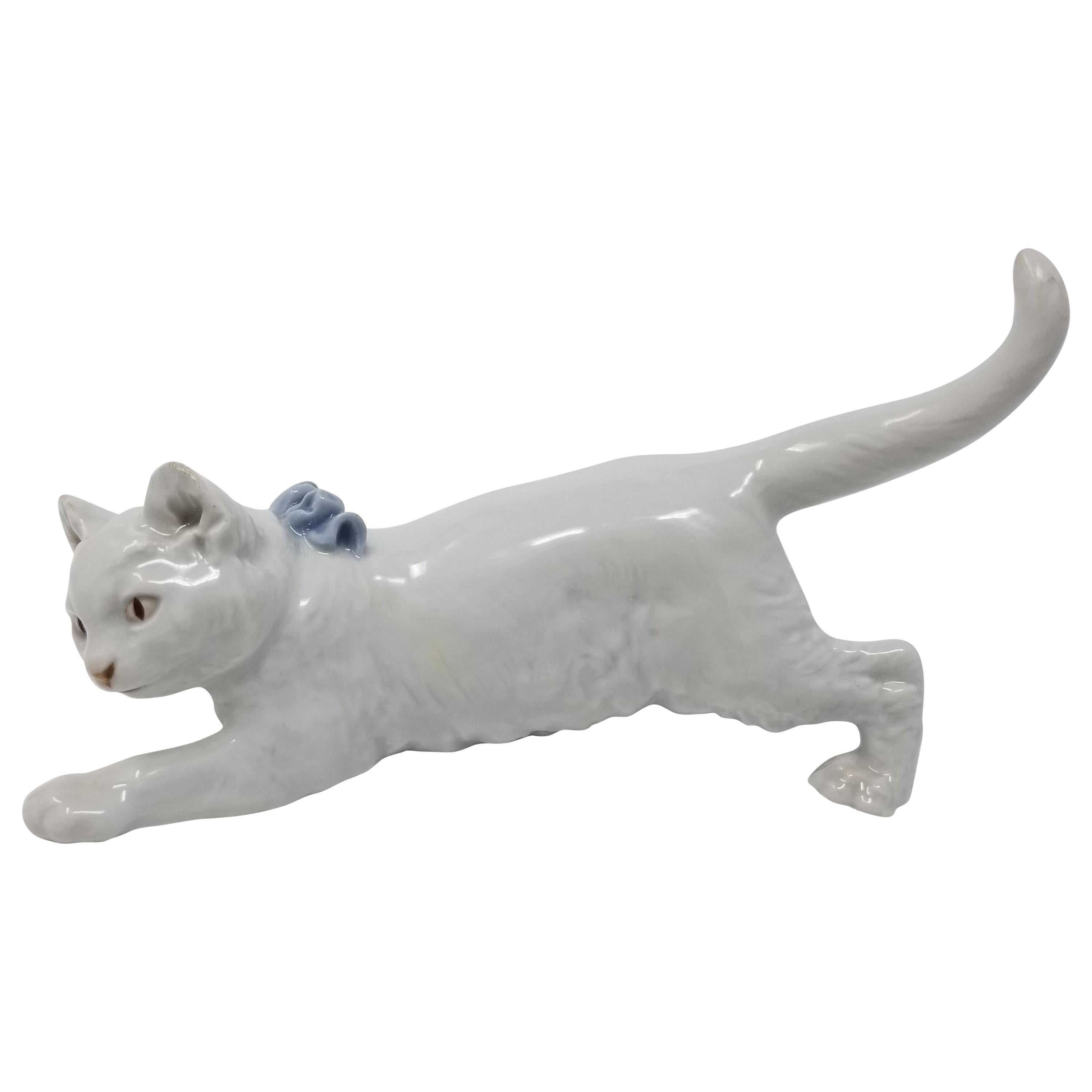 Meissen Model of a Crouching Kitten, German, Modeled by Otto Jarl, 1903