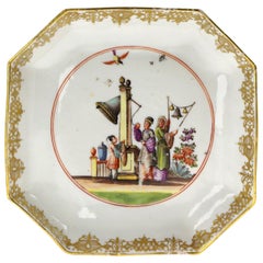 Antique Meissen Octagonal Dish, Chinoiserie in the Manner of J.G.Höroldt, circa 1735