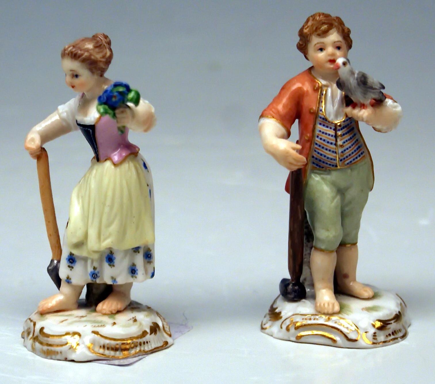 Meissen rarest pair of figurines en miniature created by Johann Joachim Kaendler (1706-1775): 
Gardener children, two children, boy and girl. 

Manufactory: Meissen
Hallmarked: Blue Meissen Sword Mark (bottom not glazed) 
First quality
Boy