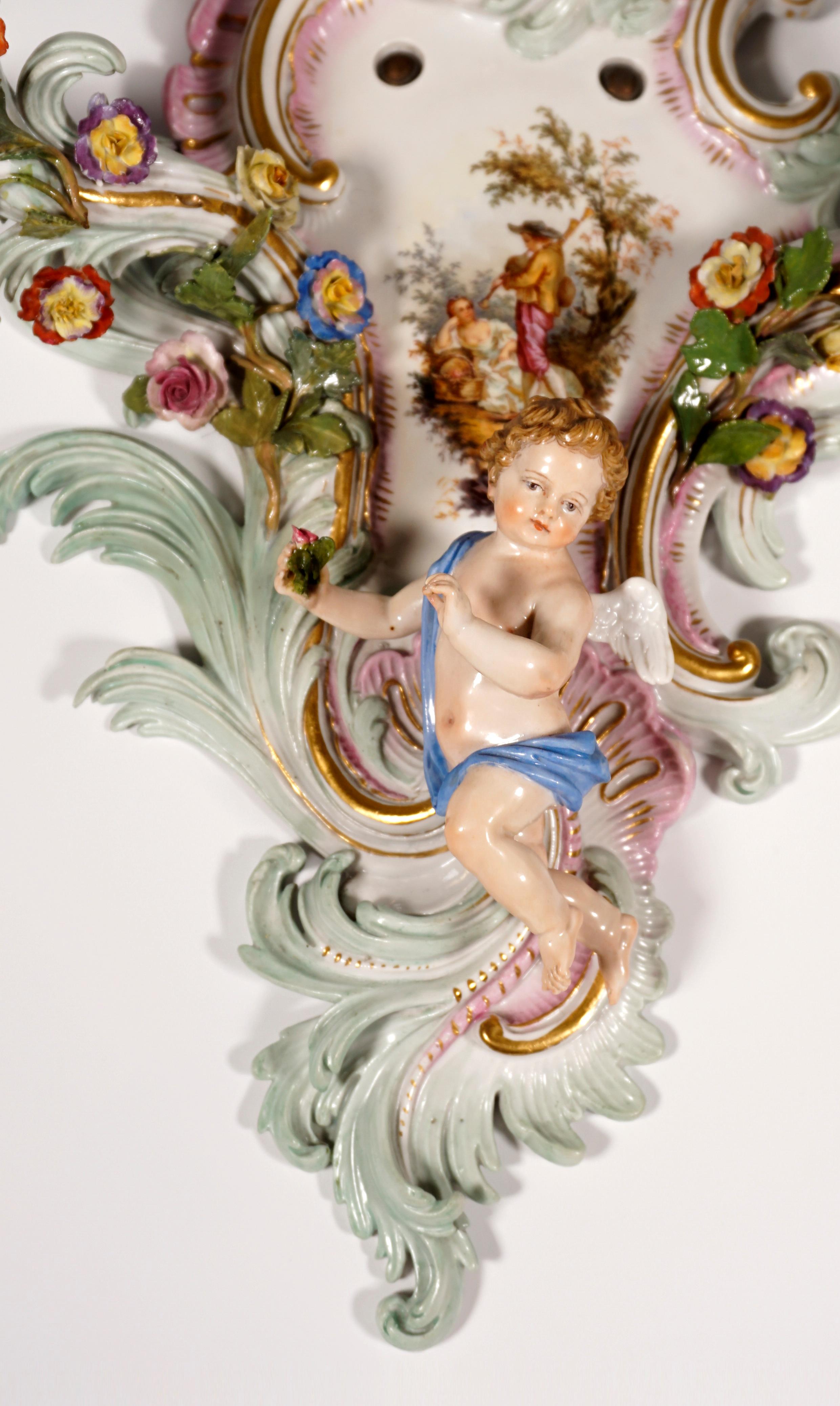 19th Century Meissen Pair of Sconces with Cupids and Flower Decoration, by Kaendler, ca. 1860