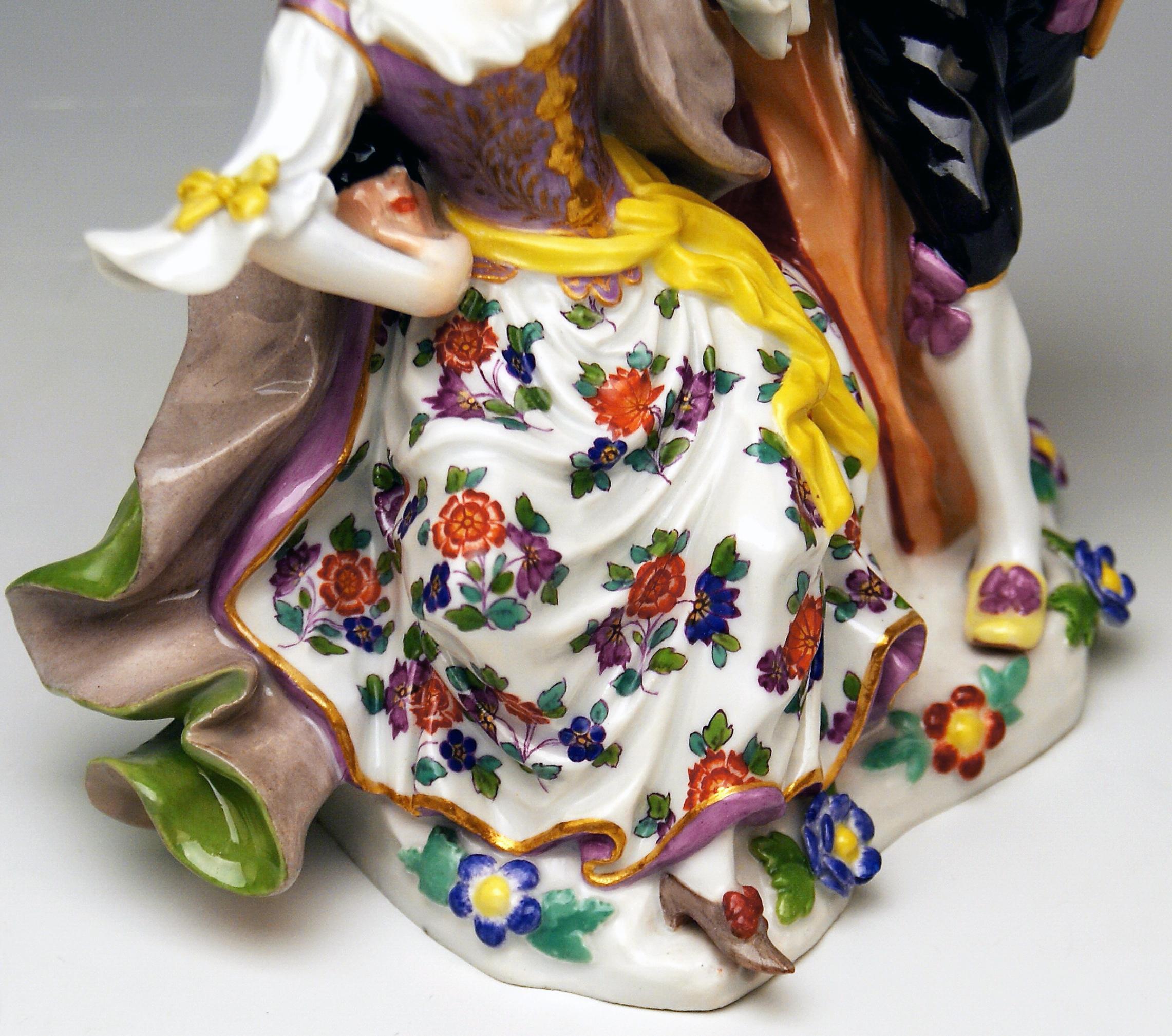Painted Meissen Pantalone and Columbine Commedia dell'Arte Model 279 Kaendler Made 1910
