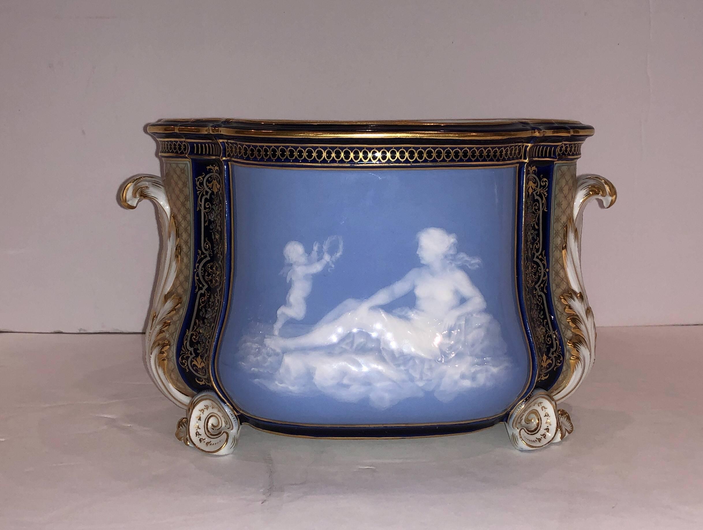 Meissen Pate Sur Pate Porcelain Centerpiece Depicting Cupid and Psyche 2