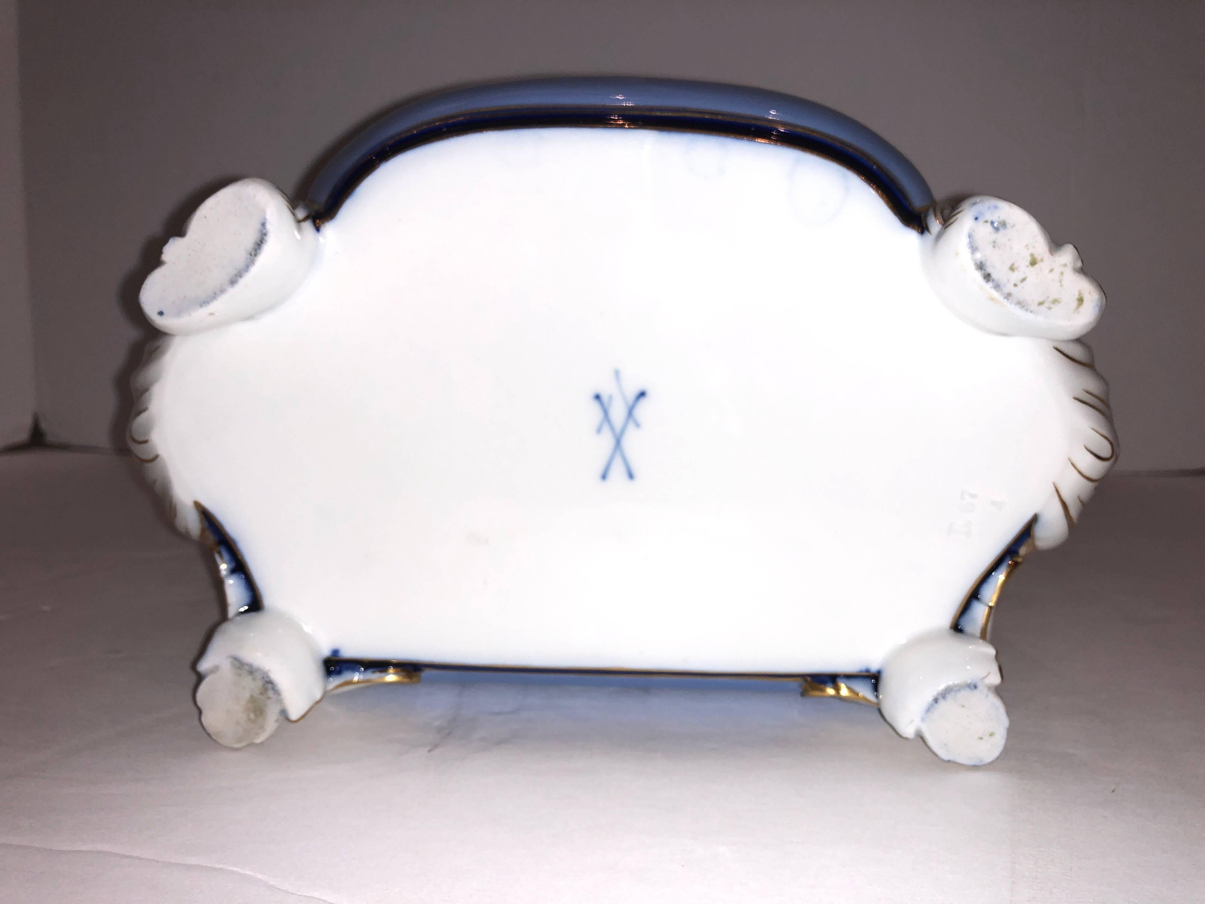 Meissen Pate Sur Pate Porcelain Centerpiece Depicting Cupid and Psyche 3