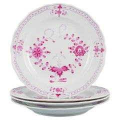 Meissen, Pink Indian, Four Dinner Plates in Porcelain