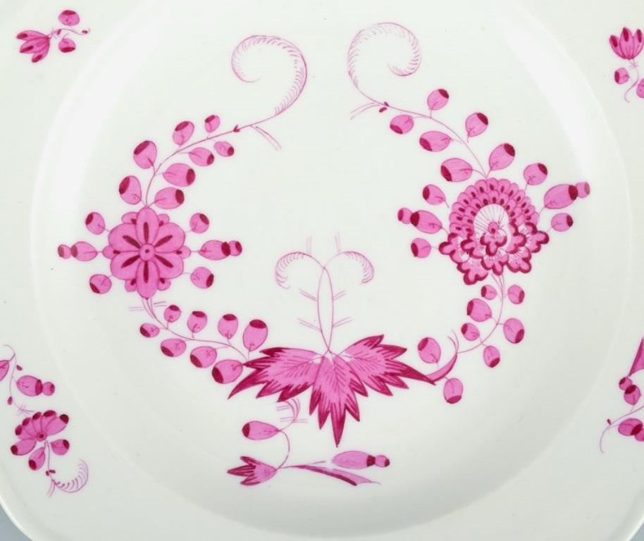 German Meissen, Pink Indian, Set of Four Porcelain Plates. Approx. 1900 For Sale