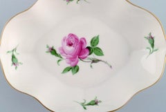 Meissen Pink Rose Bowl in Hand-Painted Porcelain with Gold Edge, Early 20th C