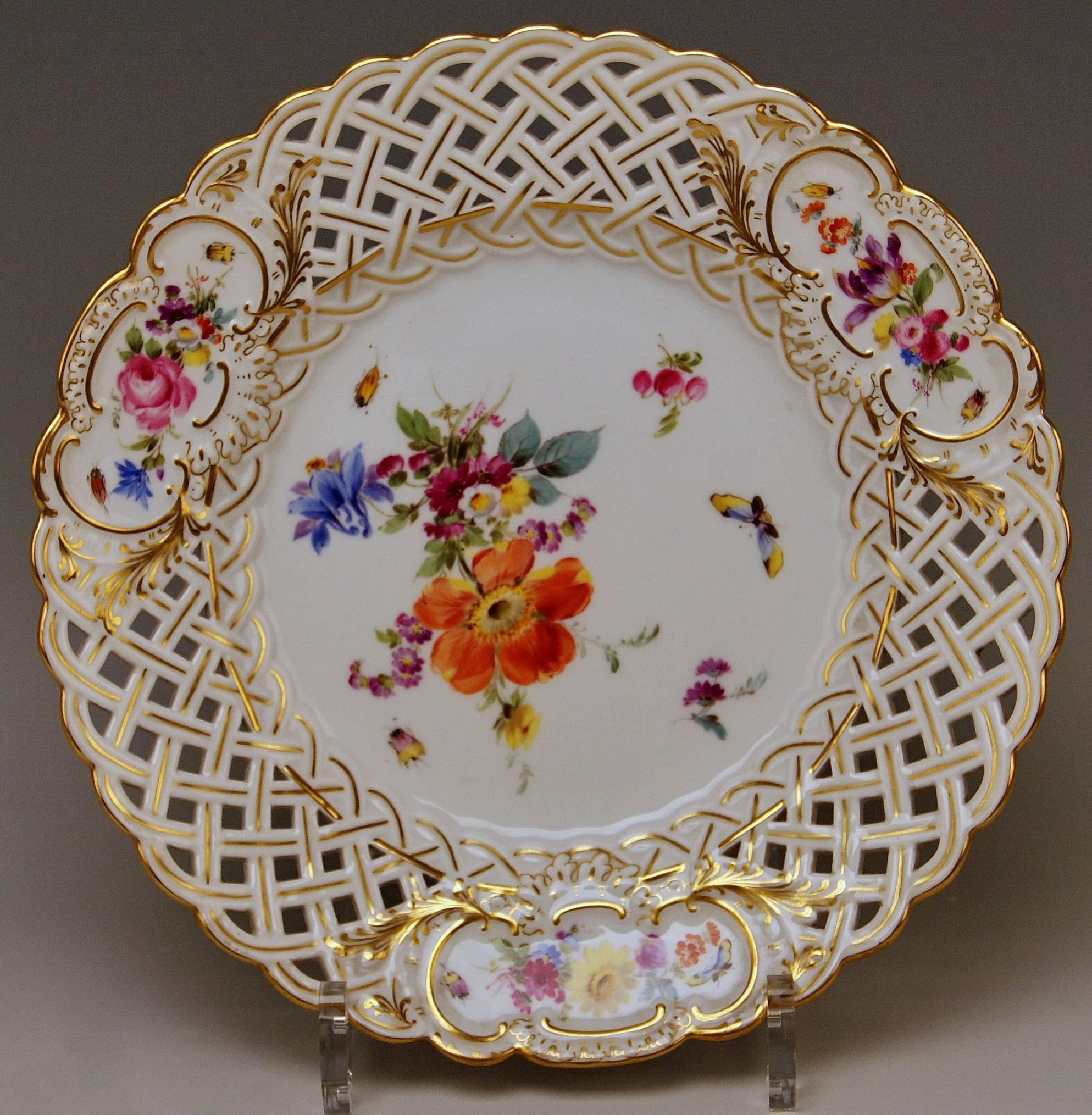 Meissen Plates Vintage Reticulated Edge Multicolored Flower Paintings circa 1870 1