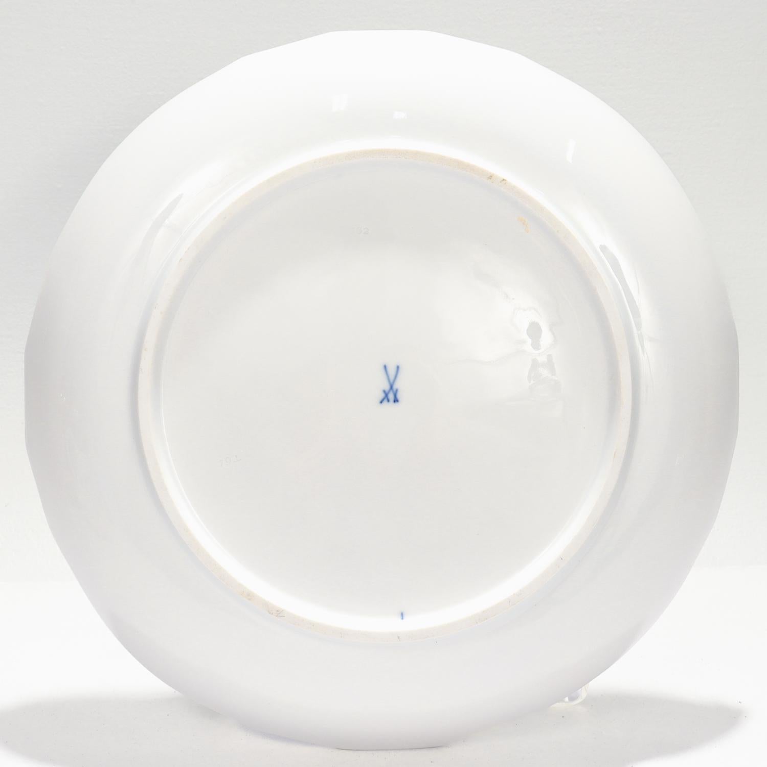 German Meissen Porcelain 11-inch Scalloped Serving Dish or Plate with Floral Decoration For Sale