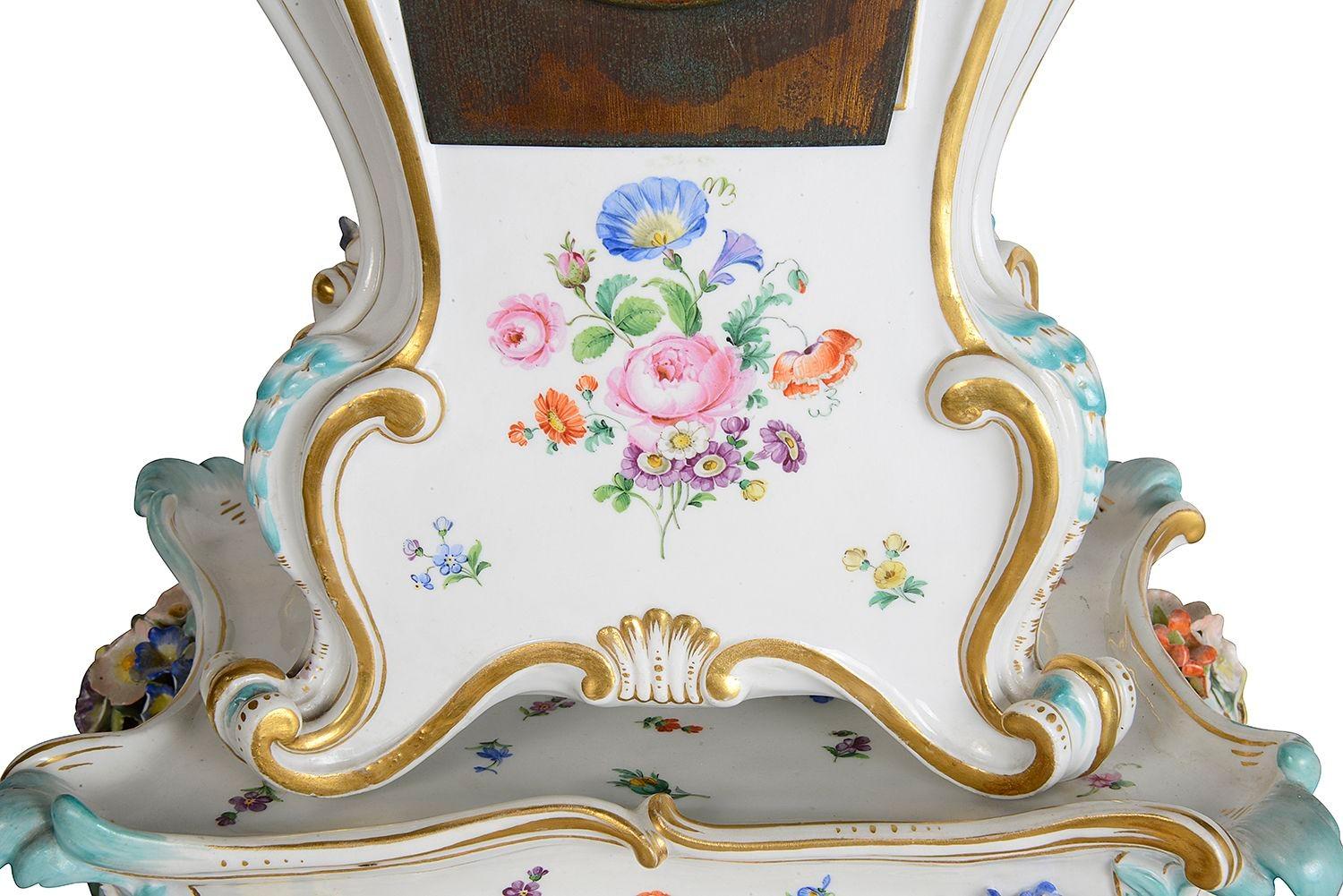Meissen porcelain 19th century mantle clock. For Sale 1