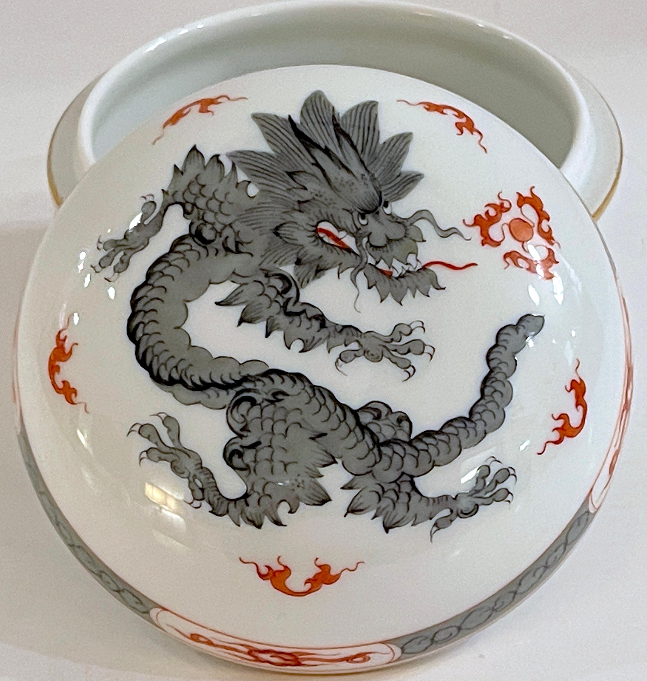 Meissen Porcelain Black  'Ming Dragon' Covered Box  In Good Condition For Sale In West Palm Beach, FL