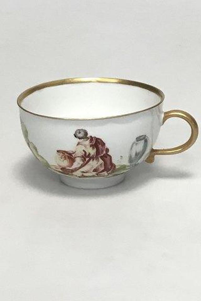 Meissen Porcelain Cup in over Glaze with Mythological Scenery In Good Condition For Sale In Copenhagen, DK