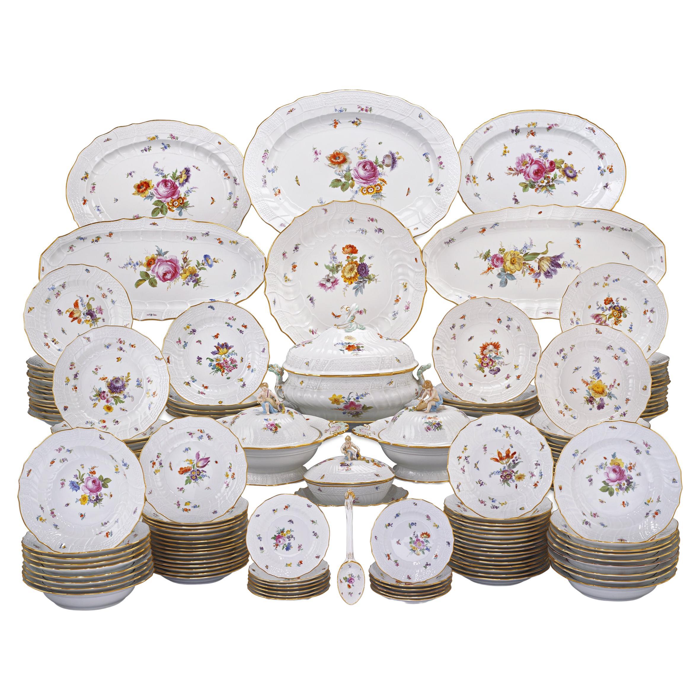 Meissen Porcelain Dinner Service, 189 Pieces