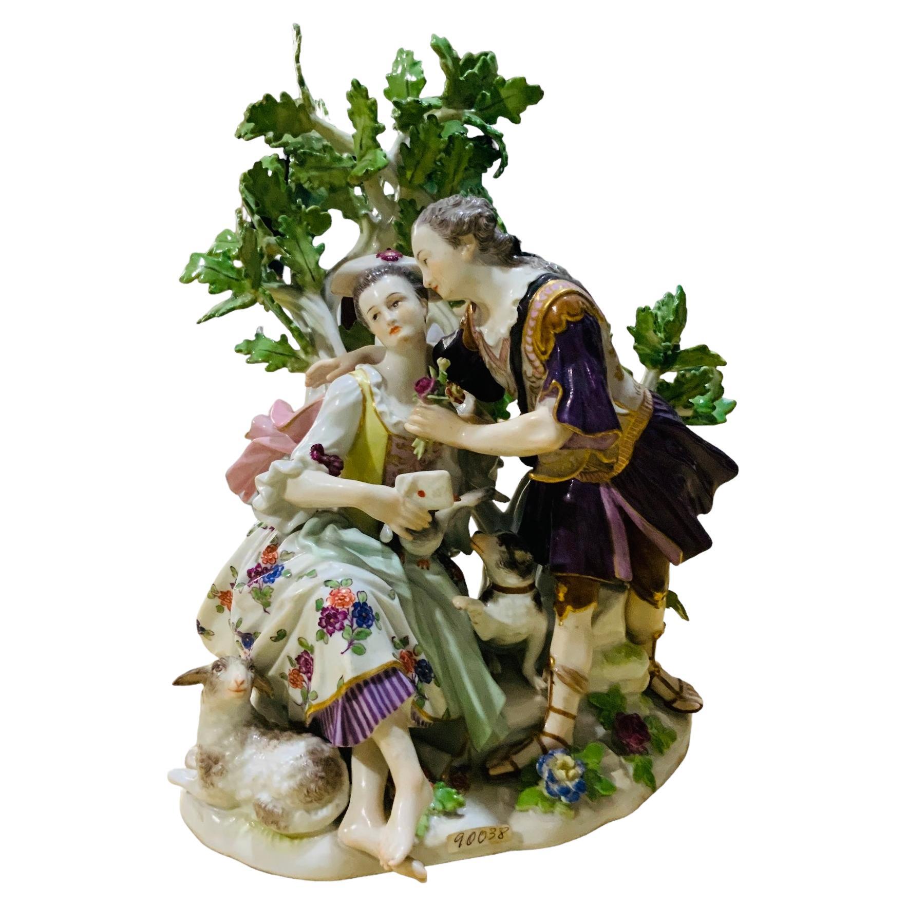 Groupe de figurines en porcelaine de Meissen d'une bergère et d'un soldat 