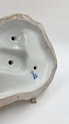 Meissen porcelain figure Group of Putti with Flowers