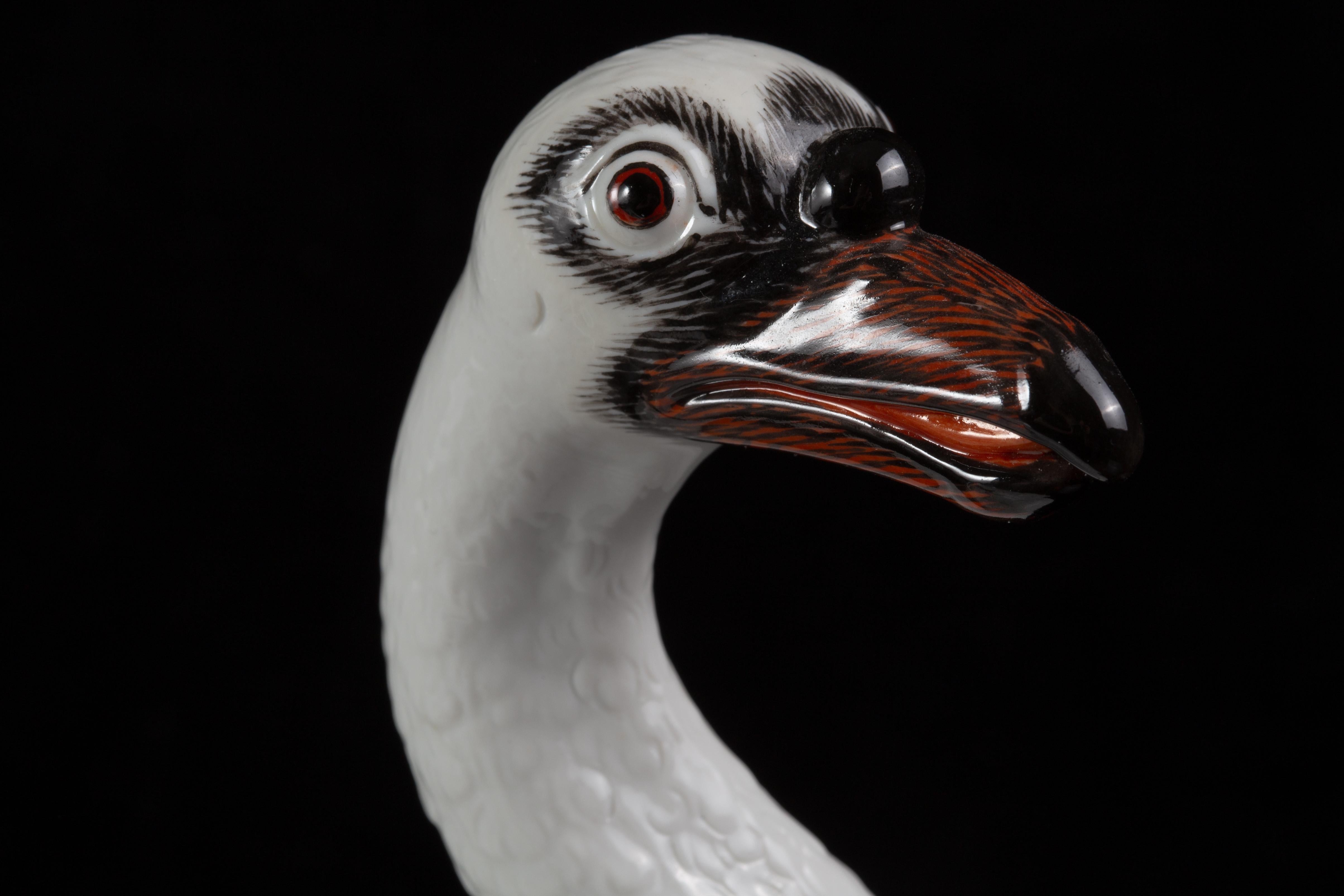 Figure de cygne en porcelaine de Meissen, d'après un modèle de Johann Joachim Kändler en vente 1