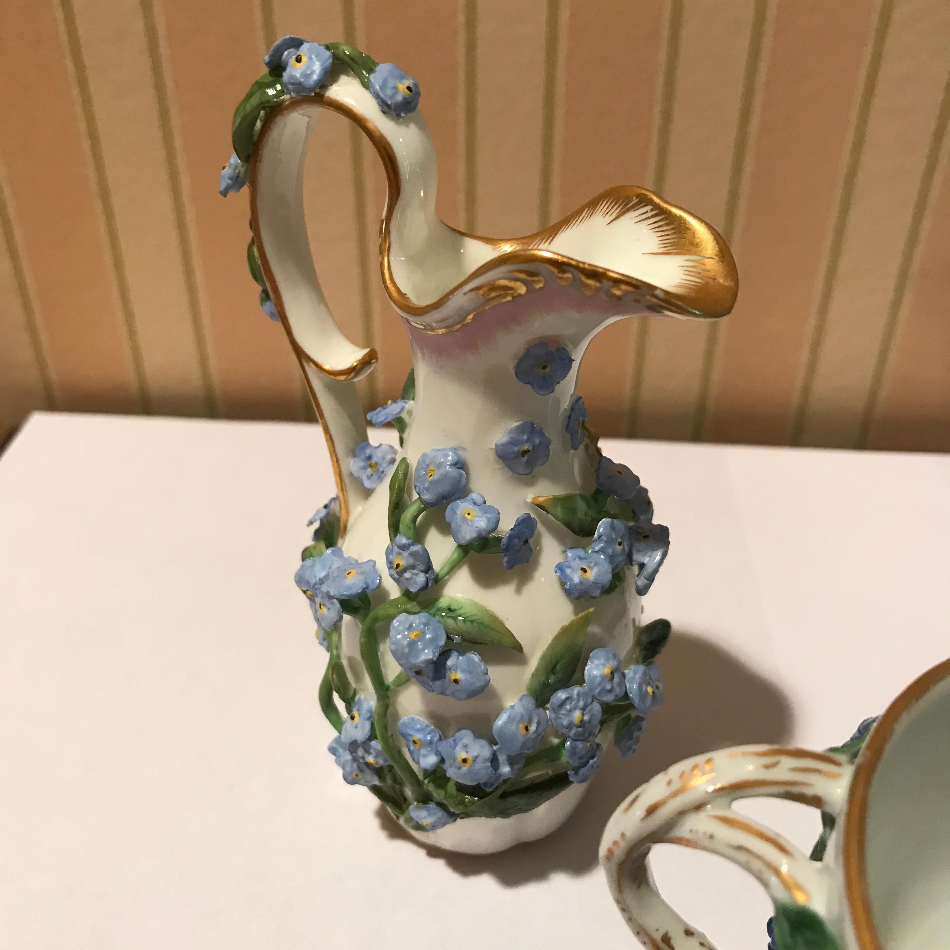 Meissen Porcelain 'Forget Me Not' Tea Set For Sale 12