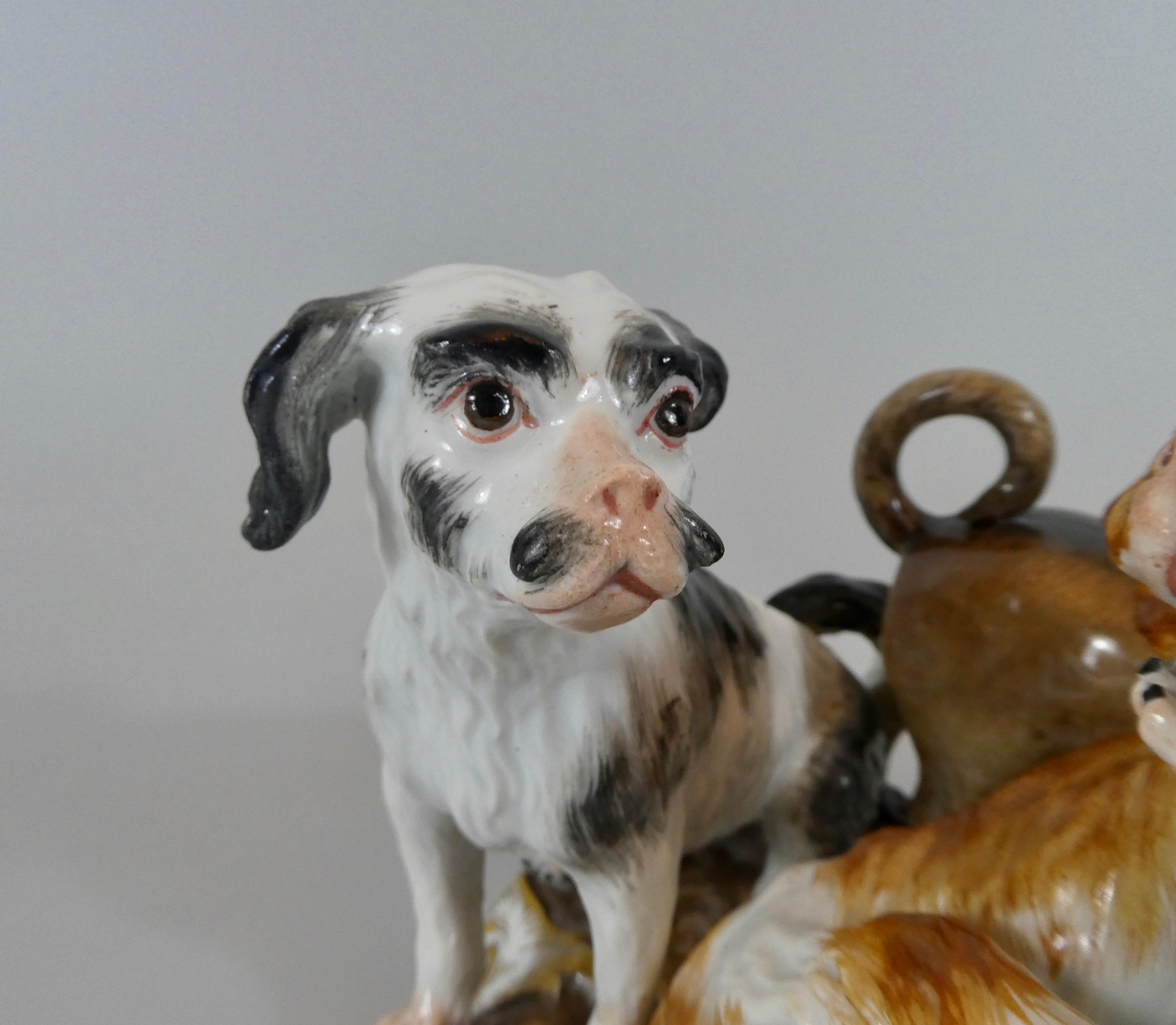 Meissen Porcelain Group of Dogs, circa 1860 In Good Condition In Gargrave, North Yorkshire