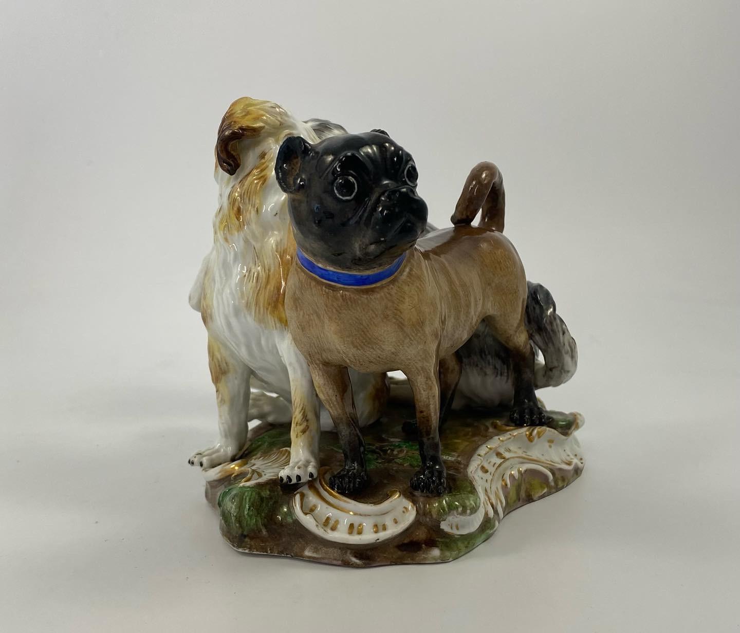 Meissen Porcelain Group of Dogs, C. 1870 In Good Condition In Gargrave, North Yorkshire
